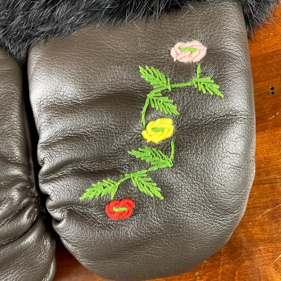 Handmade Black Leather Mittens Fur Trim Hand Embroidered Mitts S - Picture 4 of 7